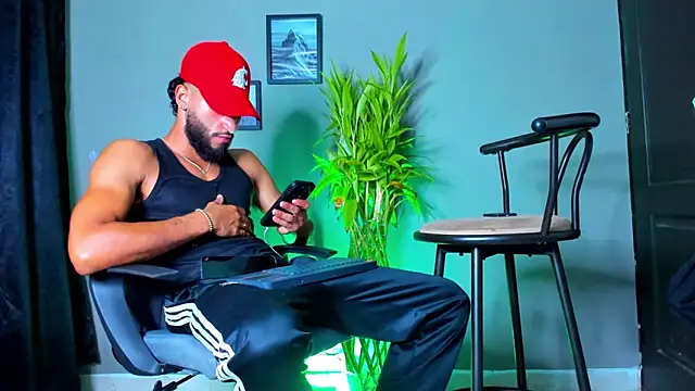 Damian 022 online show from November 12, 1:06 pm