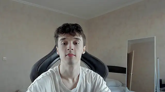 MasonWarholl online show from February 14, 2:34 pm