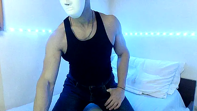 Snapshot of Alexx_Fit023 chatting on December 13, 9:30 pm Alexx Fit023 online show from December 13, 9:30 pm