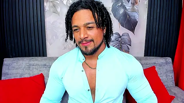 MikeEstevess online show from March 29, 11:38 pm