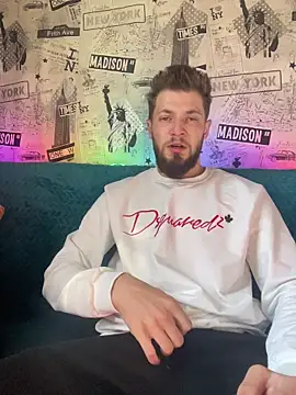 jimmyy  online show from March 16, 9:02 am