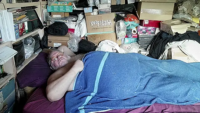 hadeszeuss2 online show from November 11, 3:17 pm