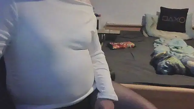 ShyBoy1982 online show from April 25, 11:46 pm