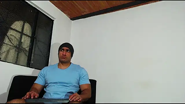 Snapshot of willian_m777 chatting on January 23, 11:48 pm willian m777 online show from January 23, 11:48 pm