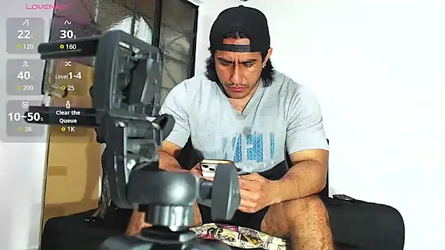 Snapshot of willian_m777 chatting on September 19, 4:02 am willian m777 online show from September 19, 4:02 am