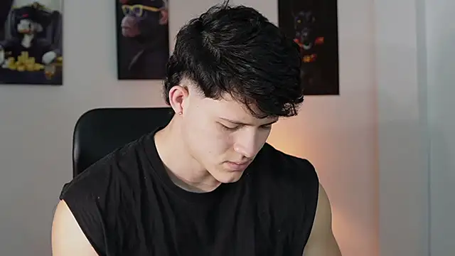 Hazzan Velez online show from February 7, 1:35 am