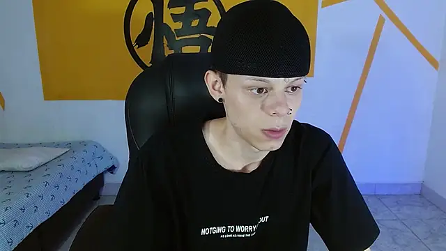 Matthew Boy  online show from February 7, 11:34 am