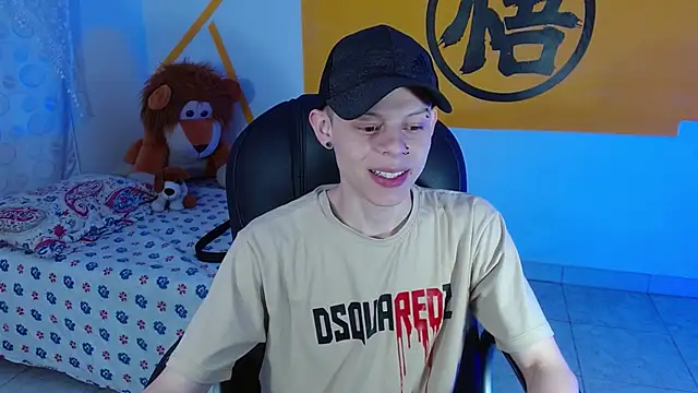 Matthew Boy  online show from January 7, 5:56 am