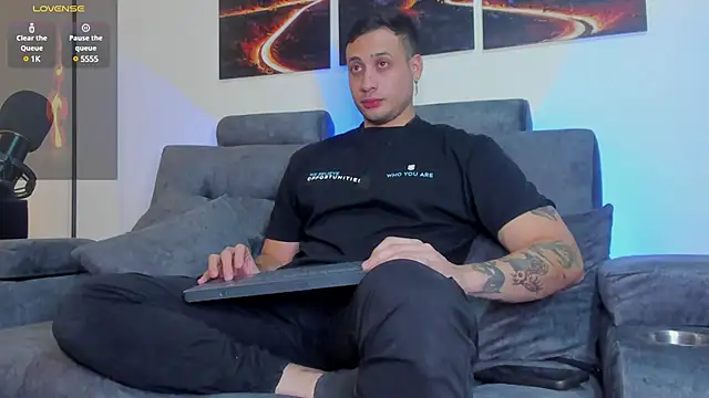 Snapshot of matt_saill chatting on February 3, 11:15 pm matt saill online show from February 3, 11:15 pm