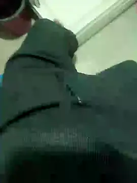 ekimeskim1 online show from December 7, 1:15 am