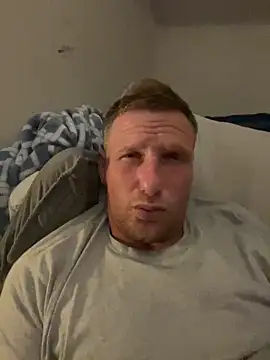 Snapshot of aaronmc311840 chatting on September 21, 5:40 am aaronmc311840 online show from September 21, 5:40 am