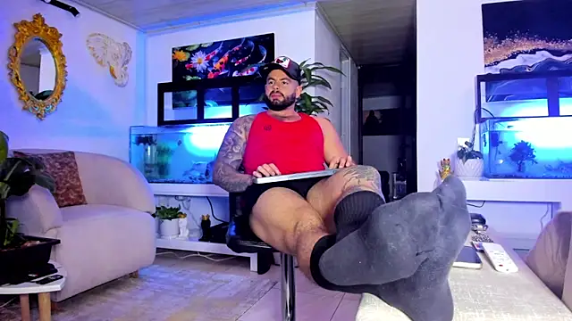 Snapshot of Johnnygrayson1 chatting on March 20, 11:45 pm Johnnygrayson1 online show from March 20, 11:45 pm
