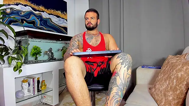 Snapshot of Johnnygrayson1 chatting on February 21, 11:10 pm Johnnygrayson1 online show from February 21, 11:10 pm