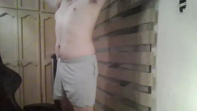 Himbo fox online show from December 1, 7:33 am