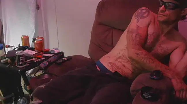 TheOneYouLove69 online show from March 7, 9:27 pm