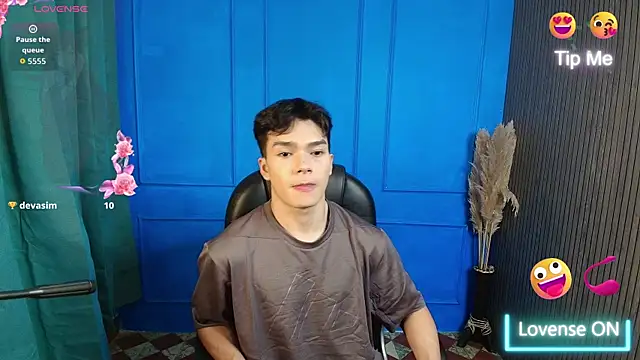 luandy online show from June 11, 12:03 pm