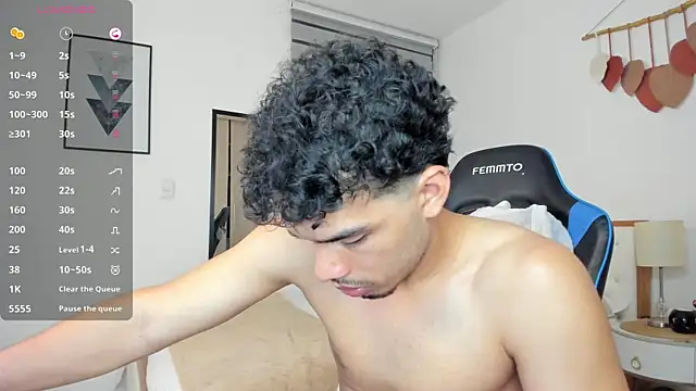 mateoleonee online show from February 21, 4:07 am