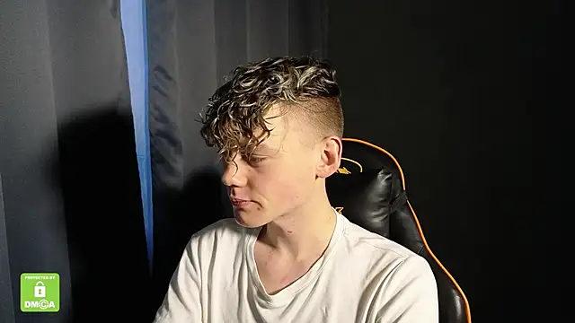 Keytaro online show from January 8, 1:49 pm