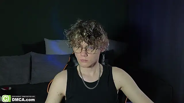 Keytaro online show from March 4, 1:07 pm