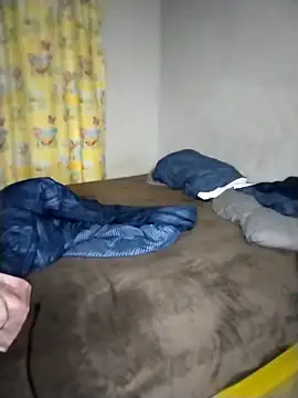 Convertiblechulo online show from April 20, 4:04 am