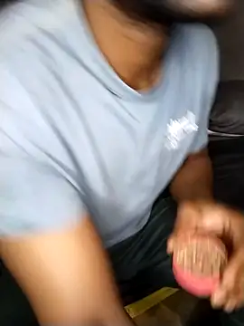 Convertiblechulo online show from April 27, 2:52 am