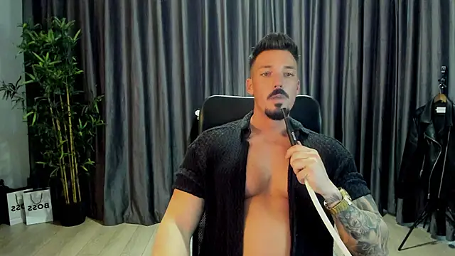 HaydenSpearss online show from April 21, 1:28 pm