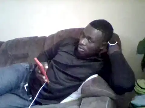 Snapshot of ClinDi chatting on October 3, 2:33 pm ClinDi online show from October 3, 2:33 pm