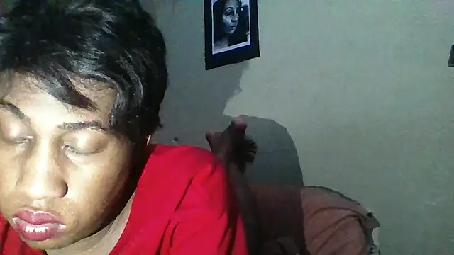 Snapshot of Moorella1 chatting on October 3, 10:15 pm Moorella1 online show from October 3, 10:15 pm