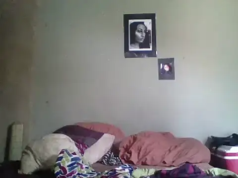 Snapshot of Moorella1 chatting on March 9, 10:41 am Moorella1 online show from March 9, 10:41 am