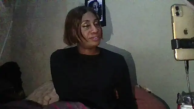 Snapshot of Moorella1 chatting on October 4, 11:42 pm Moorella1 online show from October 4, 11:42 pm