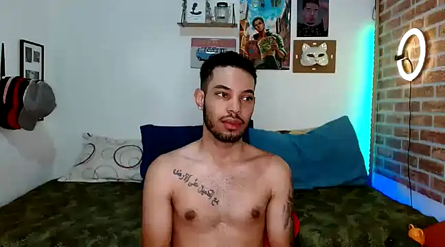 Snapshot of colinbrown chatting on March 12, 12:36 pm colinbrown online show from March 12, 12:36 pm