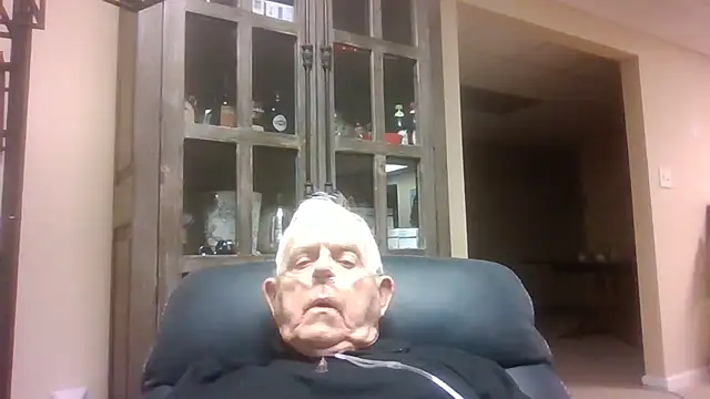 bootlegmanz online show from November 2, 9:30 pm