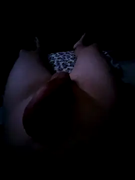 Snapshot of 0pussymagnet1 chatting on October 6, 4:33 pm 0pussymagnet1 online show from October 6, 4:33 pm