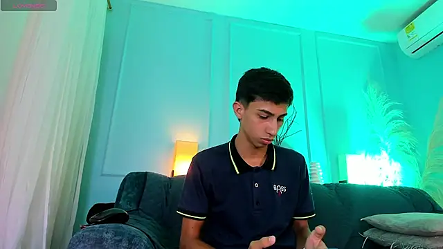 Lucian Davi online show from October 10, 4:34 pm