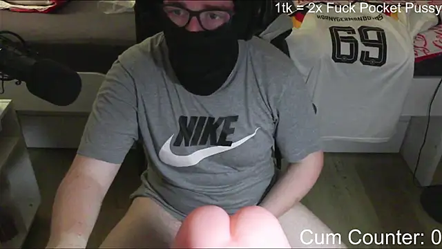 HornyTeenBoy64 online show from July 1, 9:48 pm
