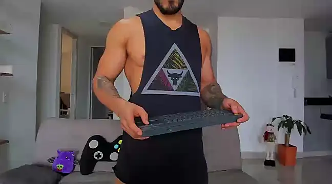 Snapshot of Alexander_Martines chatting on December 14, 5:03 pm Alexander Martines online show from December 14, 5:03 pm