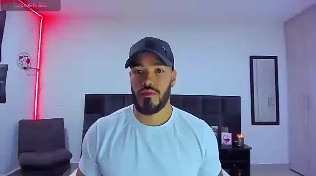 Snapshot of Alexander_Martines chatting on February 18, 1:10 am Alexander Martines online show from February 18, 1:10 am