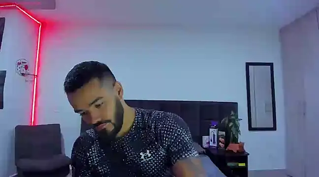 Snapshot of Alexander_Martines chatting on February 28, 11:23 pm Alexander Martines online show from February 28, 11:23 pm