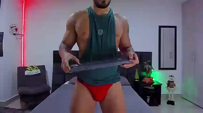 Snapshot of Alexander_Martines chatting on December 24, 10:49 pm Alexander Martines online show from December 24, 10:49 pm