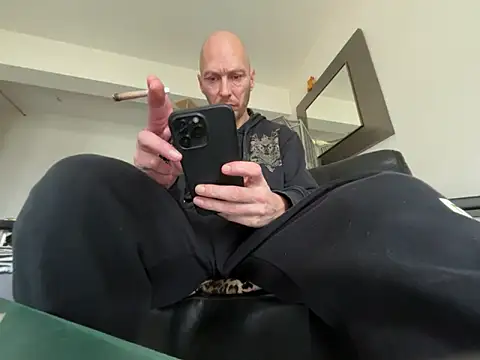 Snapshot of Germankink chatting on January 18, 10:39 am Germankink online show from January 18, 10:39 am