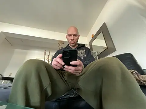 Snapshot of Germankink chatting on March 3, 10:55 am Germankink online show from March 3, 10:55 am