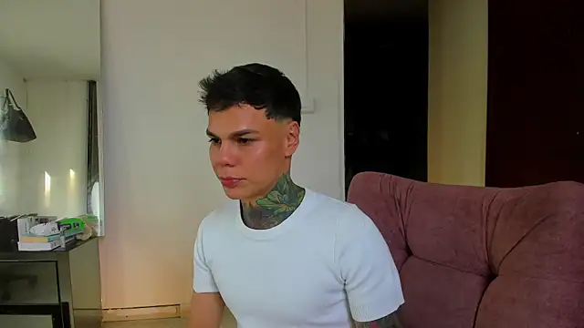 Snapshot of Jordyrodriiguez chatting on October 15, 9:33 pm Jordyrodriiguez online show from October 15, 9:33 pm