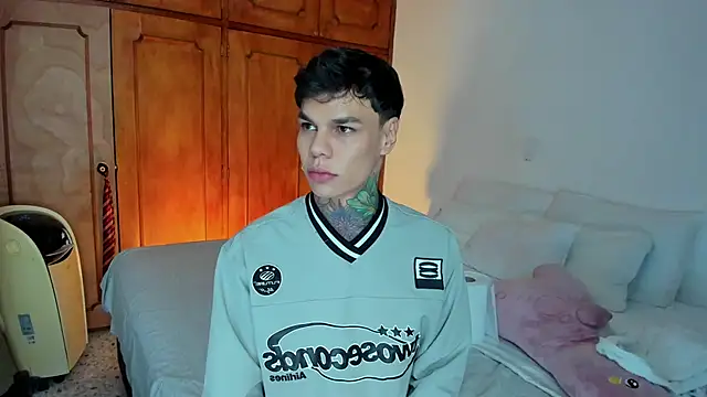 Snapshot of Jordyrodriiguez chatting on December 19, 6:56 pm Jordyrodriiguez online show from December 19, 6:56 pm