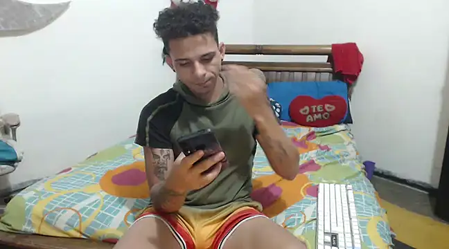 hot toy boy  online show from January 19, 7:15 am