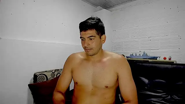Snapshot of Himoreno25 chatting on February 12, 1:59 pm Himoreno25 online show from February 12, 1:59 pm