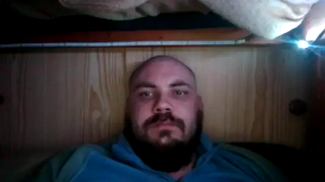 ZARRENAAR3 online show from March 31, 8:10 pm