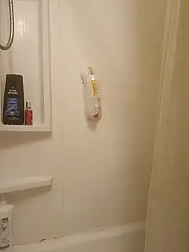 otterlover123 online show from January 25, 6:46 pm