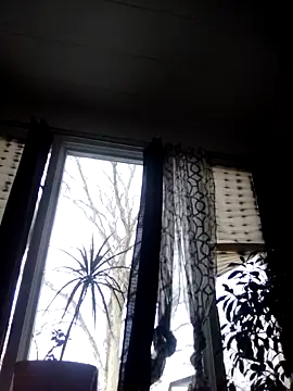 otterlover123 online show from December 5, 6:56 pm