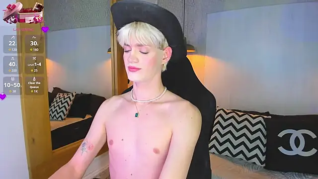 VladHellsing4 online show from March 5, 2:35 pm