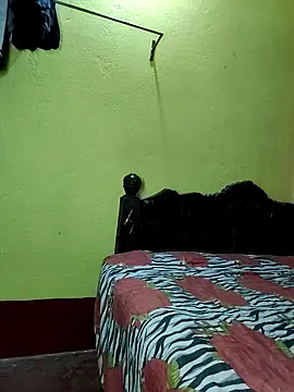 Snapshot of Hunter_boy9 chatting on October 13, 11:44 pm Hunter boy9 online show from October 13, 11:44 pm